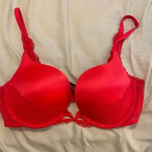 Very sexy padded Demi